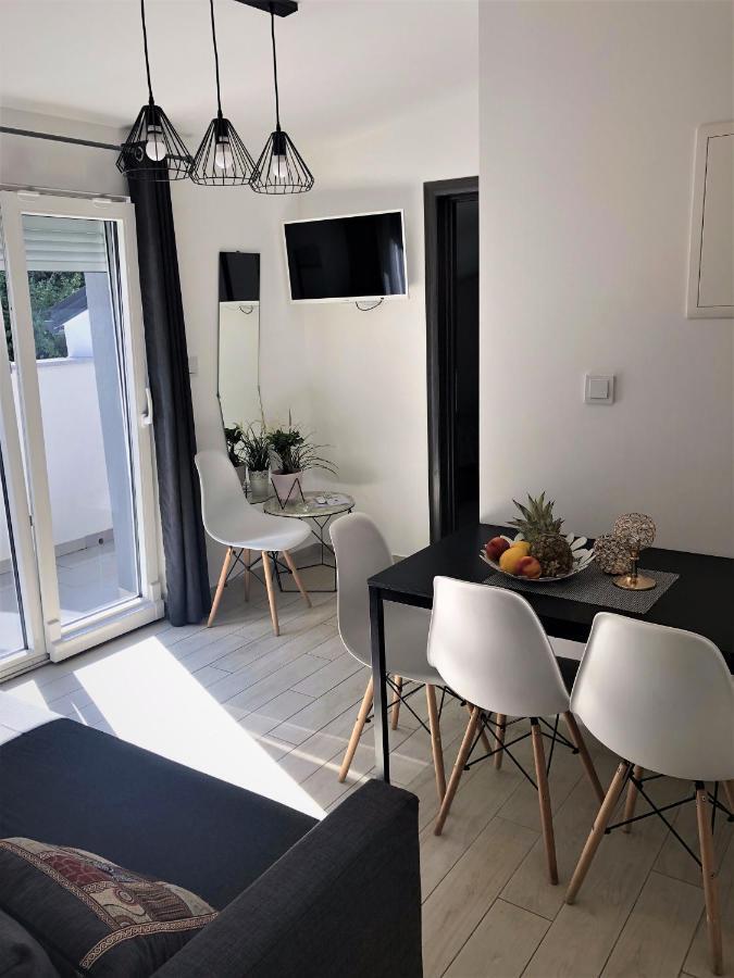 Apartments Jaki تْسْغيكفانِتْسا المظهر الخارجي الصورة
