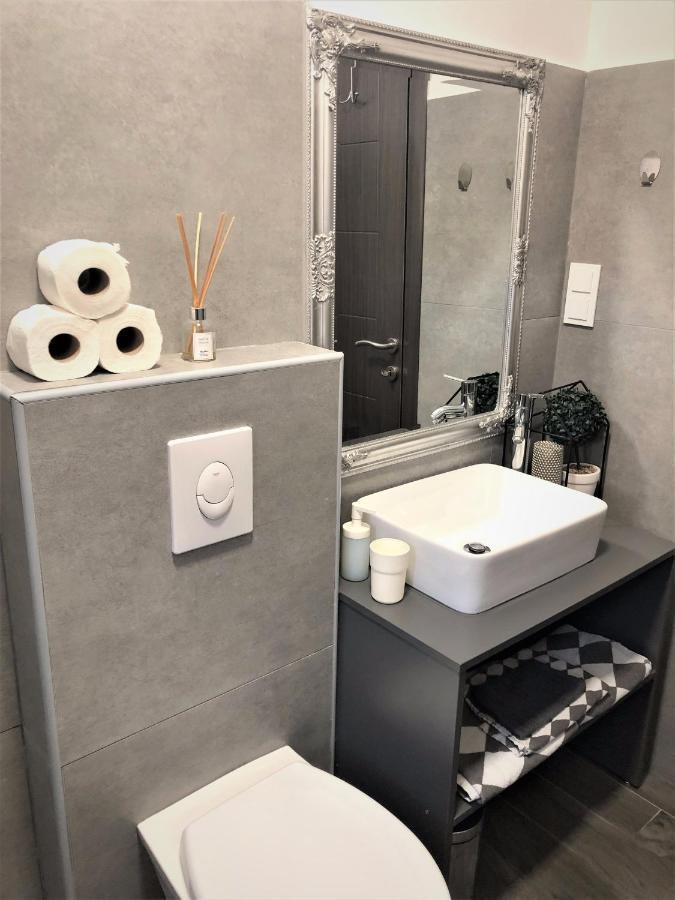 Apartments Jaki تْسْغيكفانِتْسا المظهر الخارجي الصورة